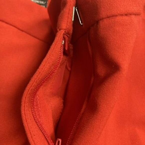 RAFAELLA Women’s Red Cuffed Pants Size 10 Inseam 27.5 - Picture 3 of 7